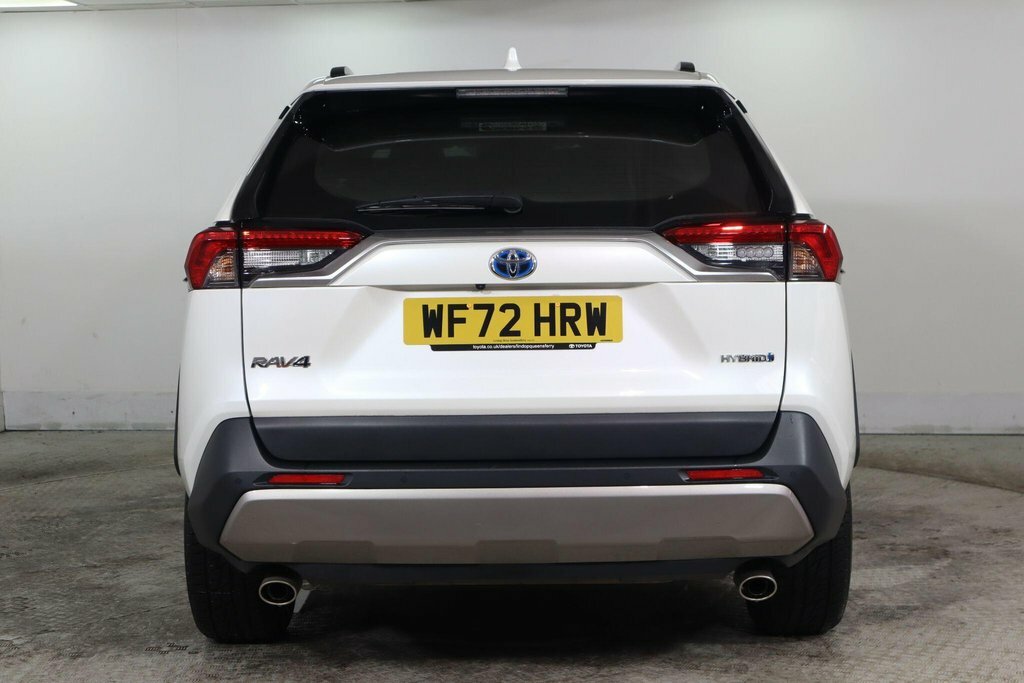 Toyota Rav 4 2.5L Excel White #6