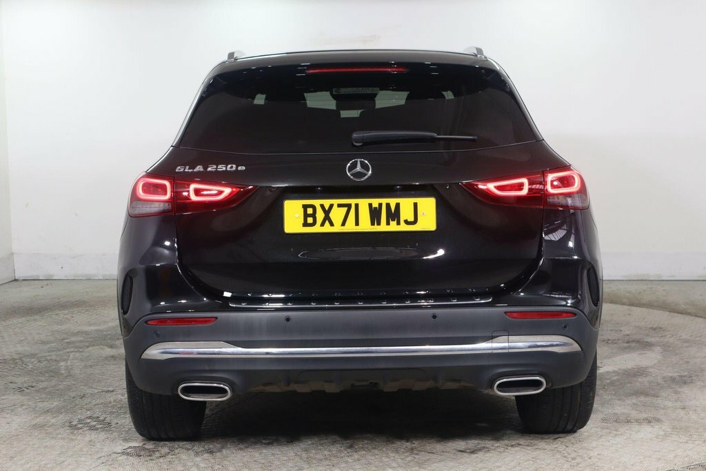 Mercedes-Benz GLA Class 1.3L Exclusive Edition Black #6