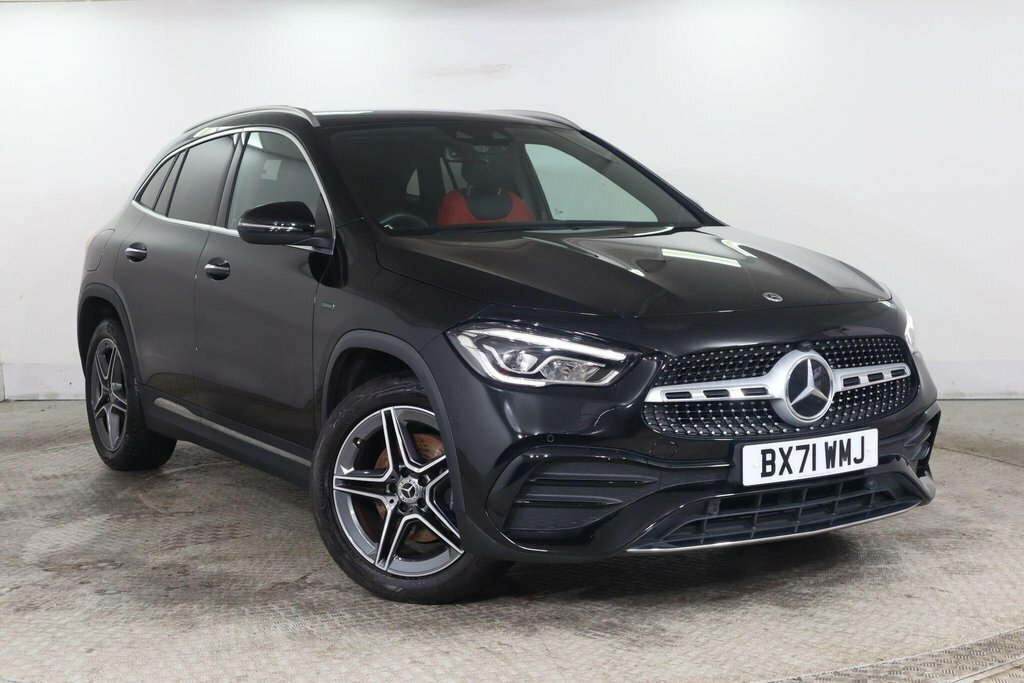 Mercedes-Benz GLA Class 1.3L Exclusive Edition Black