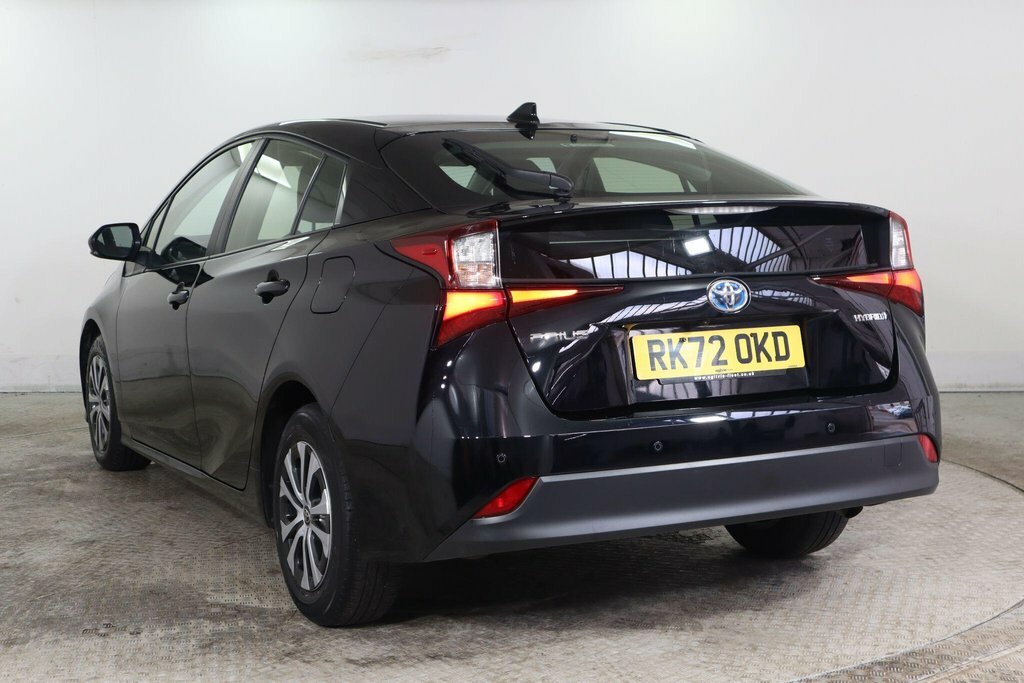 Toyota Prius 1.8L Business Edition Black #4