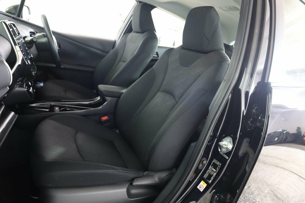 Toyota Prius Hatchback White #44