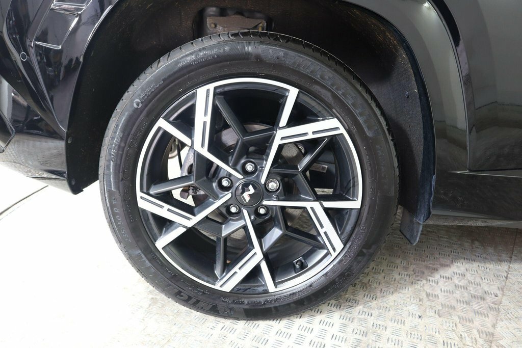 Hyundai Tucson Ultimate Grey #28