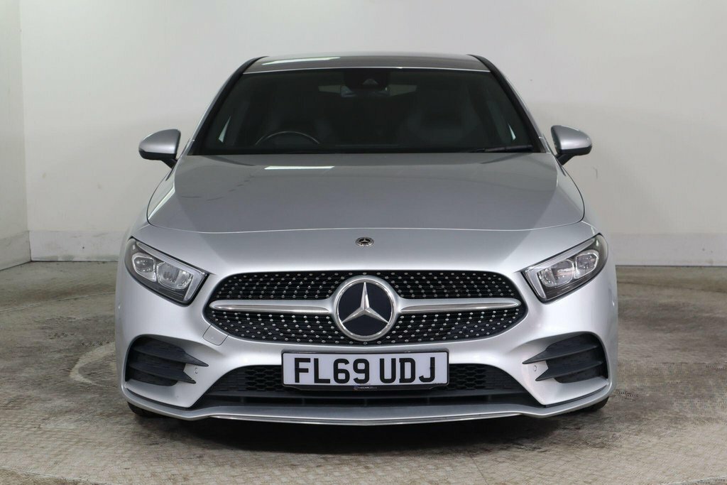 Mercedes-Benz A Class 1.3L Amg Line Silver #2