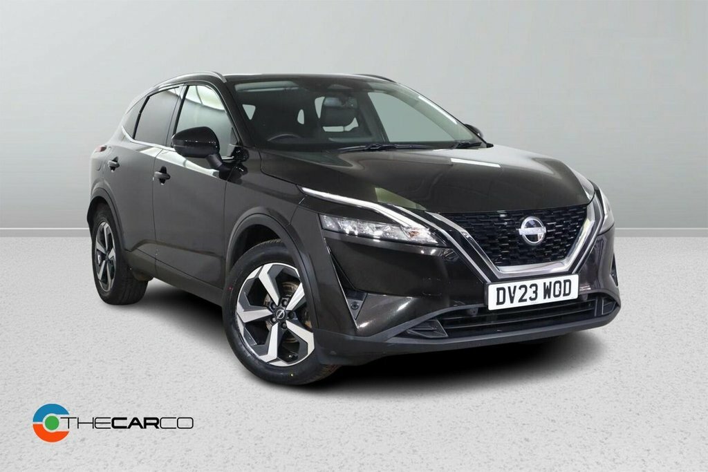 Nissan Qashqai 1.3L N-connecta DV23WOD Black
