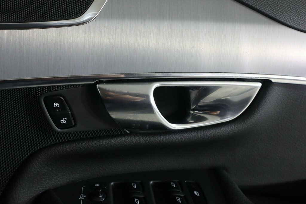 Volvo XC90 Inscription Black #27