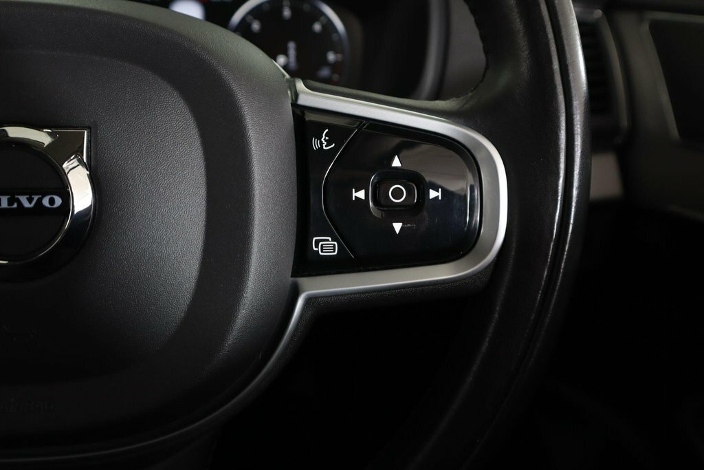 Volvo XC90 Inscription Black #17