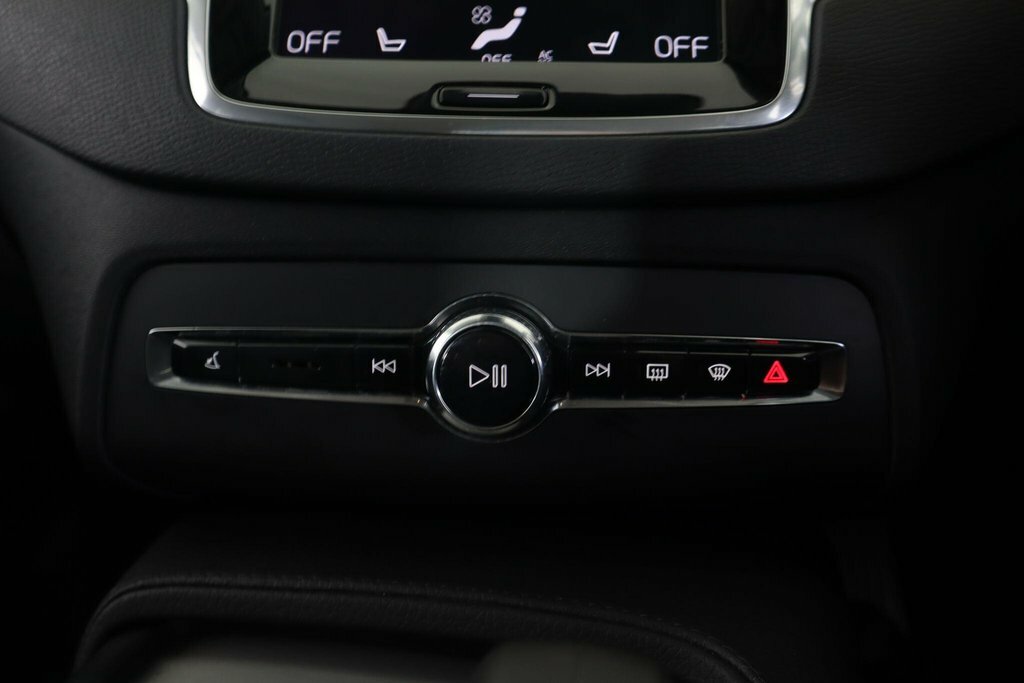 Volvo XC90 Inscription Black #21