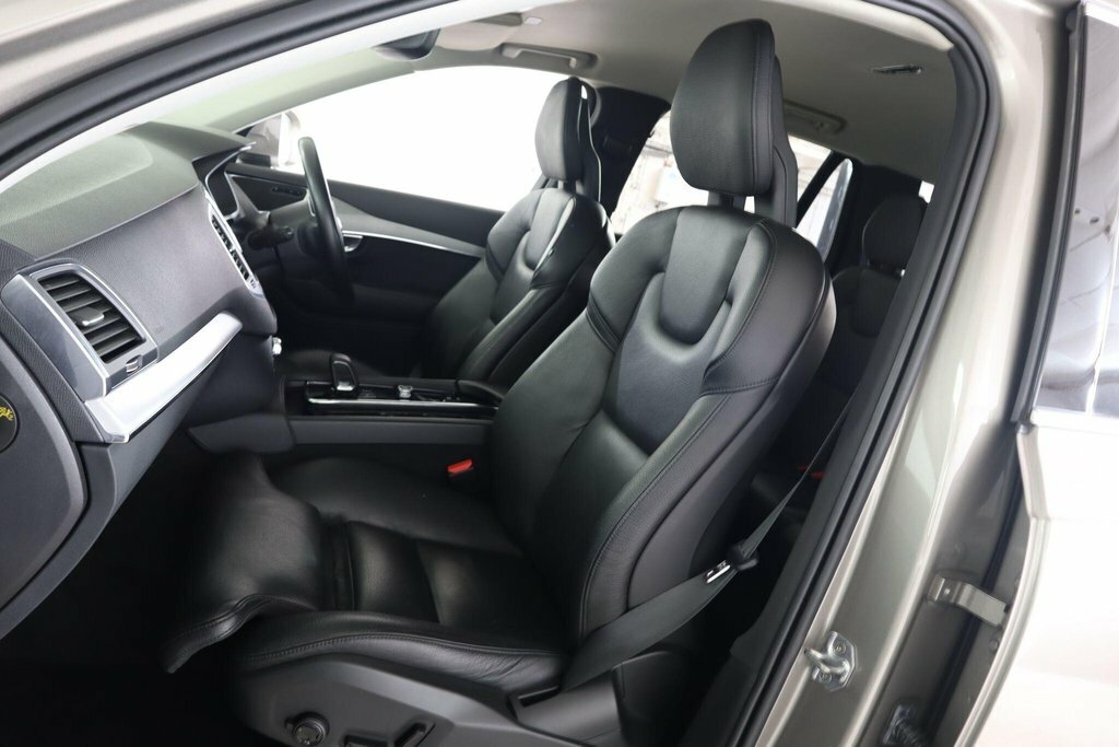 Volvo XC90 Inscription Black #46