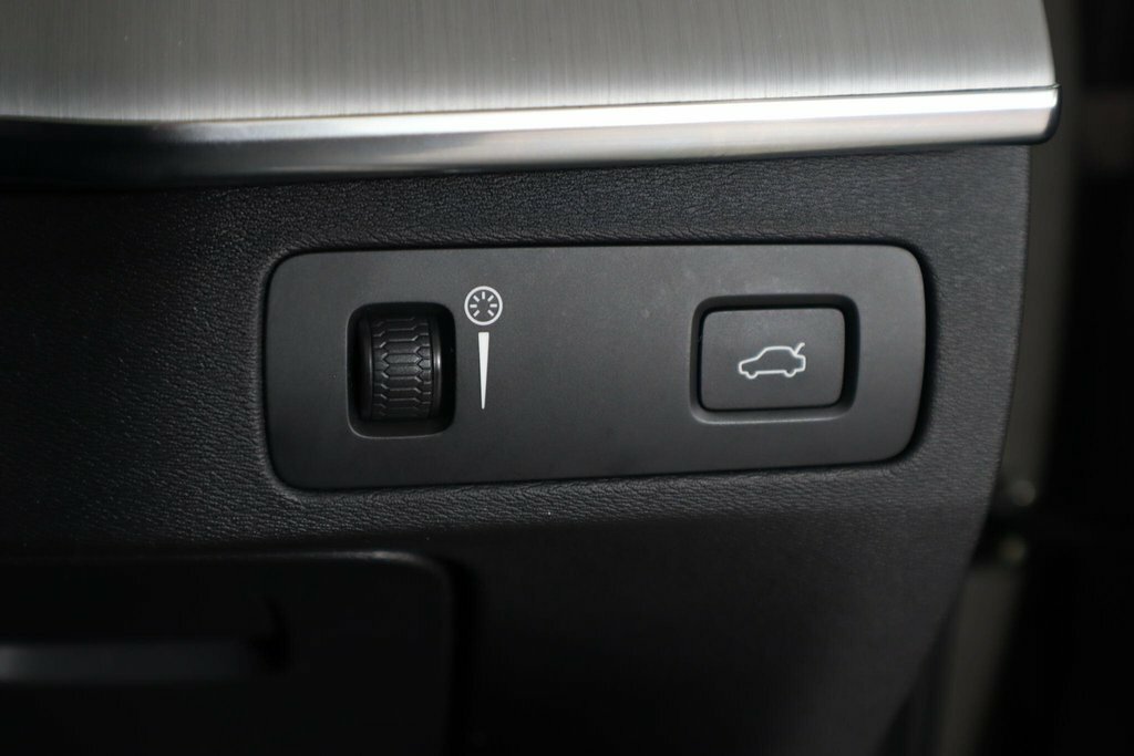 Volvo XC90 Inscription Black #25
