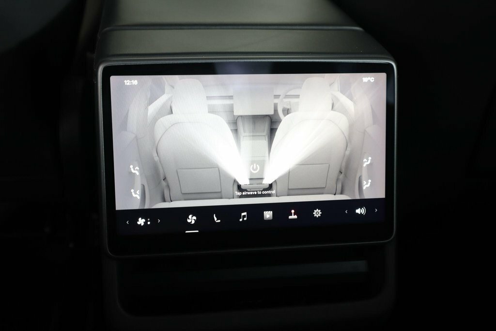 Tesla Model 3 Saloon Rwd 208 Ps White #24