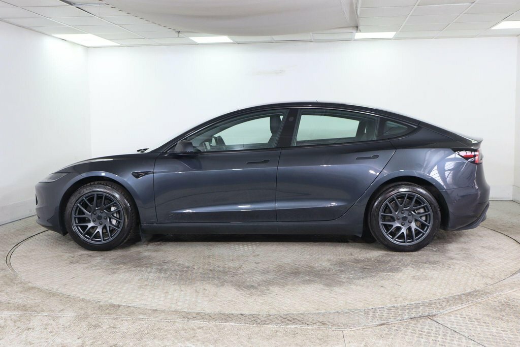 Tesla Model 3 Saloon Grey #5