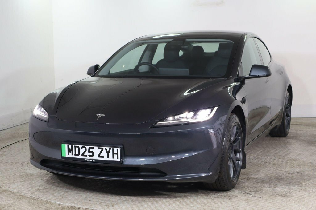 Tesla Model 3 Saloon Grey #3