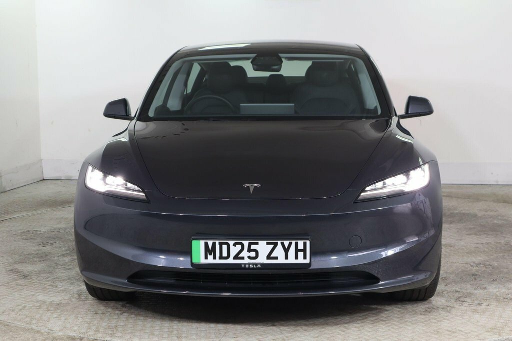 Tesla Model 3 Saloon Grey #2