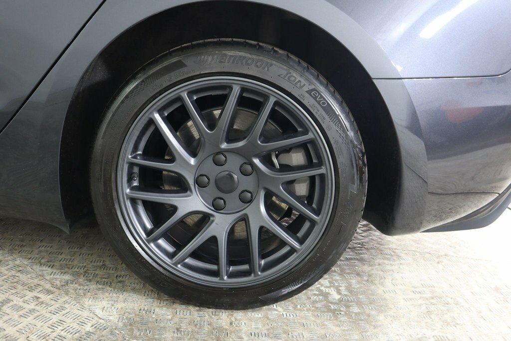Tesla Model 3 Saloon Rwd 208 Ps White #22