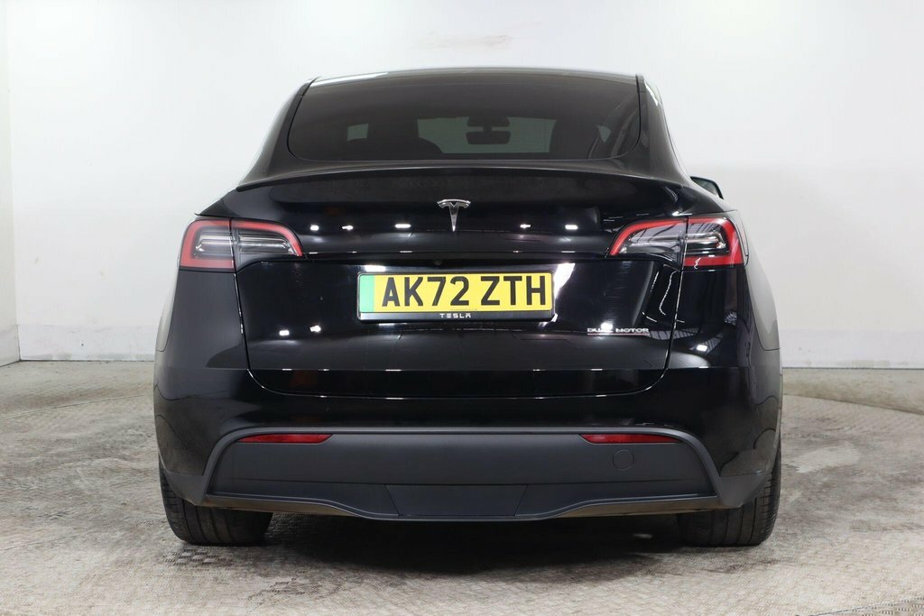 Tesla Model Y Suv Black #6