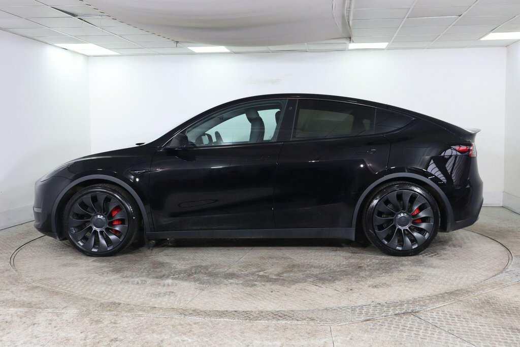Tesla Model Y Suv Black #5