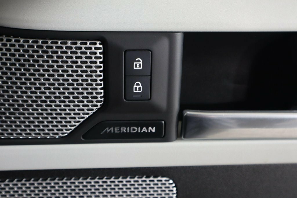 Land Rover Defender 130 X-dynamic Se Grey #27