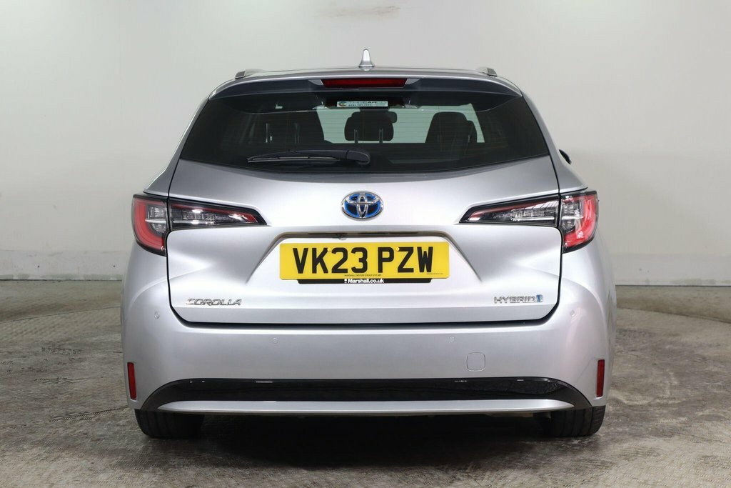 Toyota Corolla 1.8L Icon Tech Silver #6