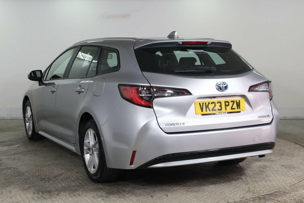 Toyota Corolla 1.8L Icon Tech Silver #4