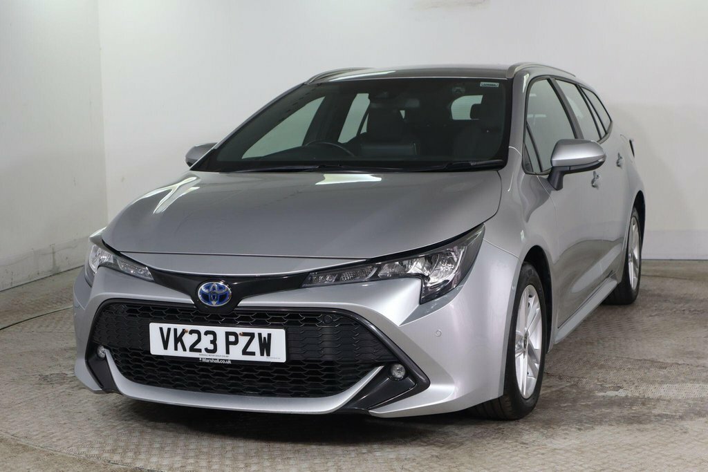 Toyota Corolla 1.8L Icon Tech Silver #3