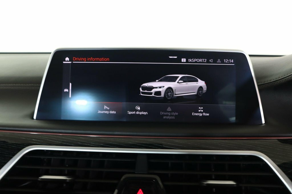 BMW 7 Series M Sport Black #40