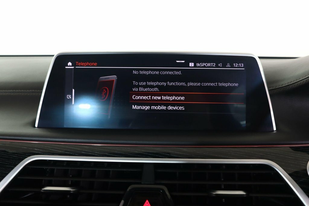 BMW 7 Series M Sport Black #37