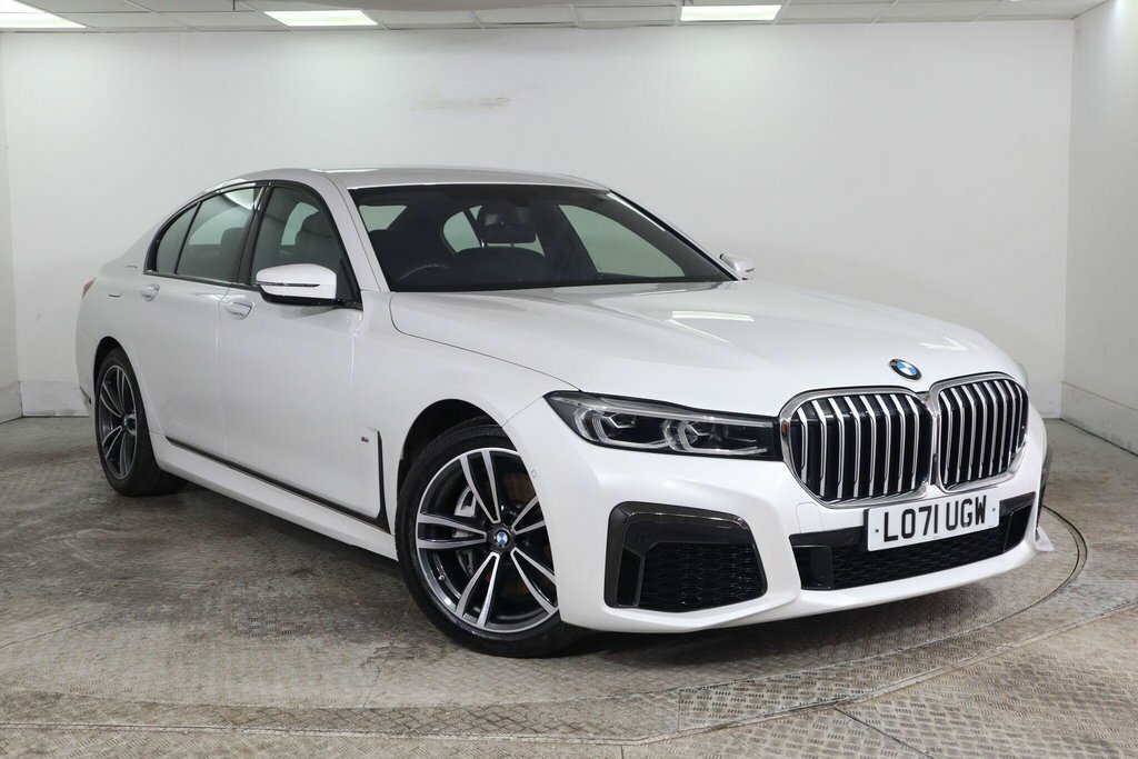 BMW 7 Series 3L M Sport White