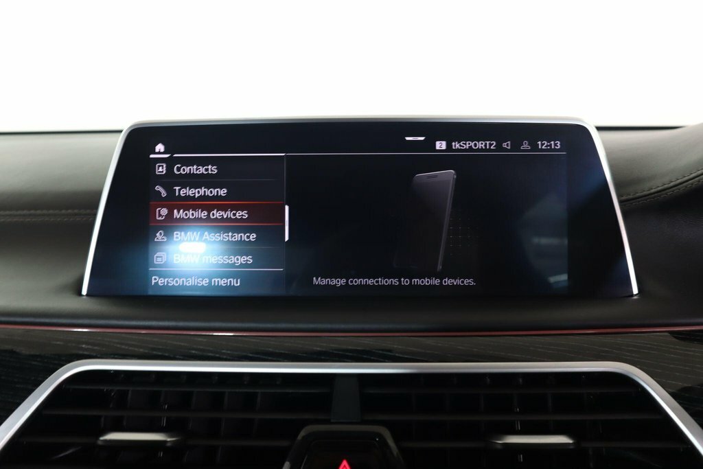 BMW 7 Series M Sport Black #36