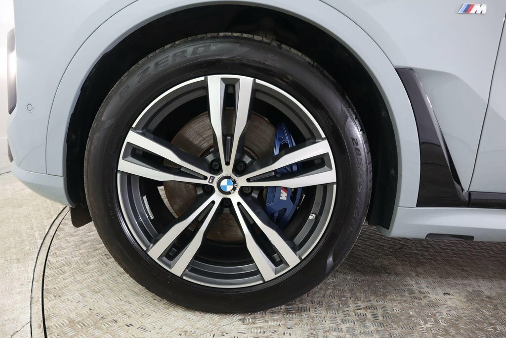 BMW X7 Xdrive40d Mht M Sport Step 2024 Black #29