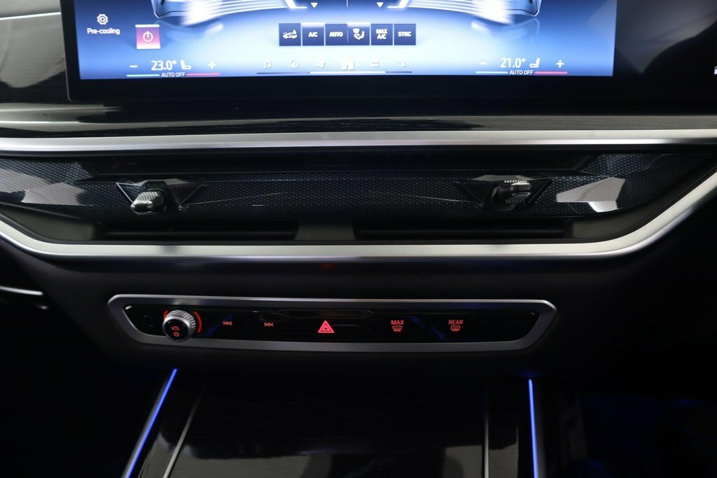 BMW X7 Xdrive40d Mht M Sport Step 2024 Black #31