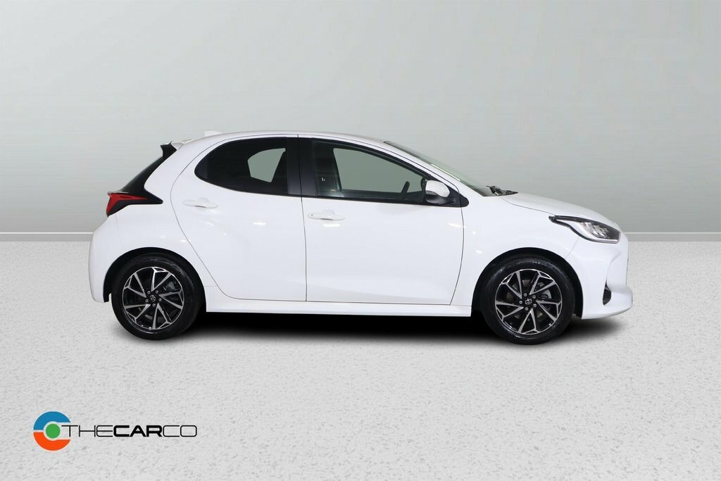 Toyota Yaris 1.5L Design EF23UBY White #6