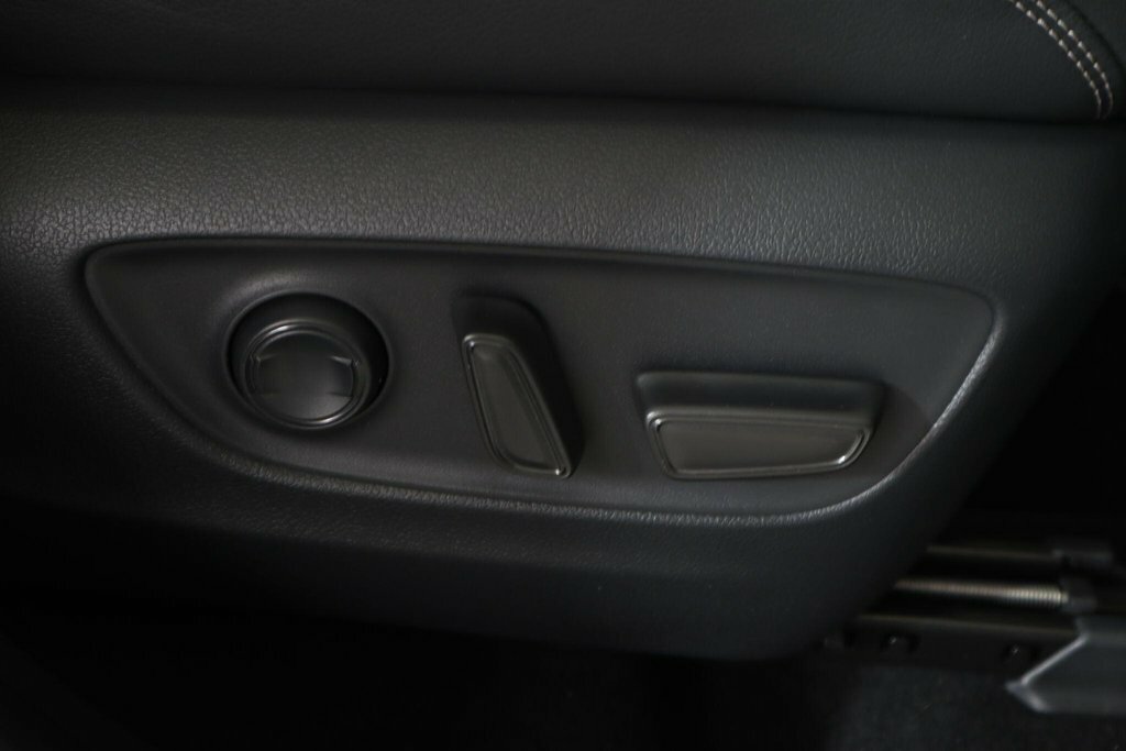 Toyota Rav 4 Estate Black #27