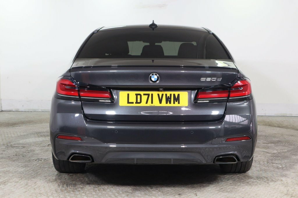 BMW 5 Series 2L M Sport Grey #6