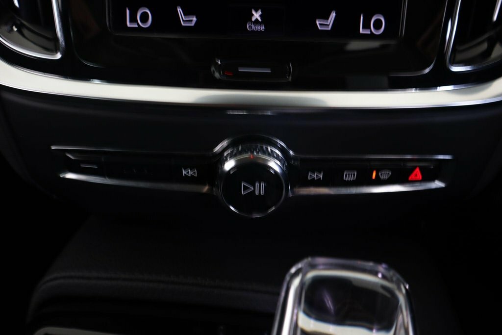 Volvo V60 2L R-design Black #17
