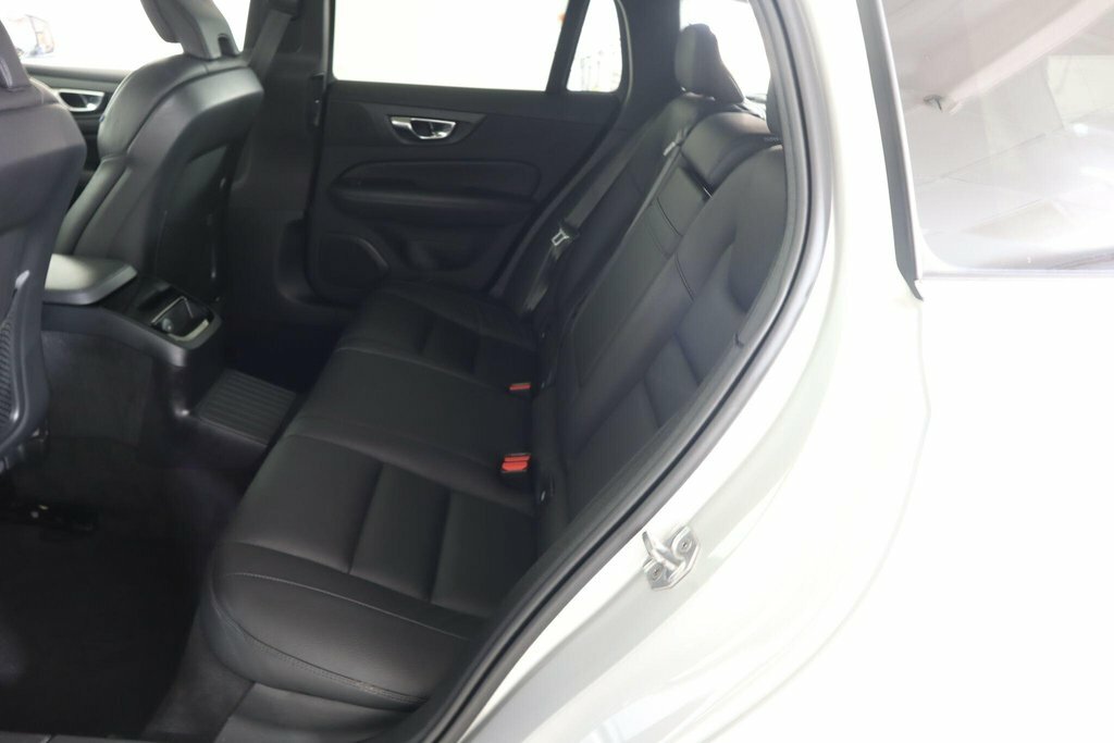 Volvo V60 2L R-design Black #13