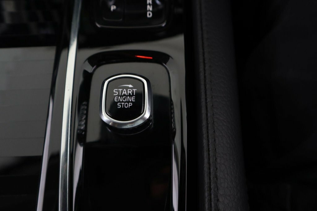 Volvo V60 2L R-design Black #19