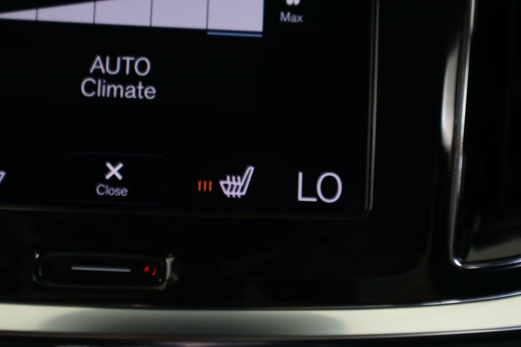 Volvo V60 2L R-design Black #29