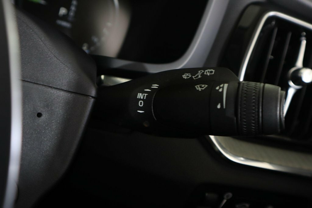 Volvo V60 2L R-design Black #16