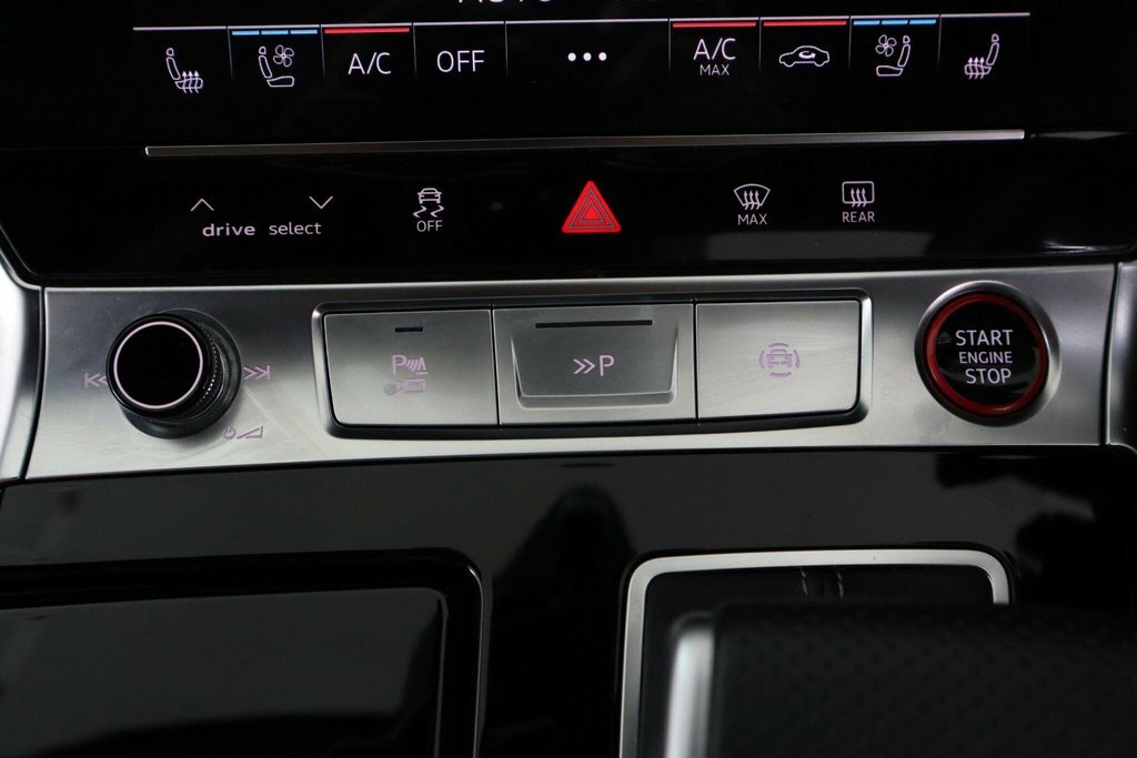 Audi RS6 Avant Rs 6 Launch Edition Tfsi Mhev Quattro Grey #24