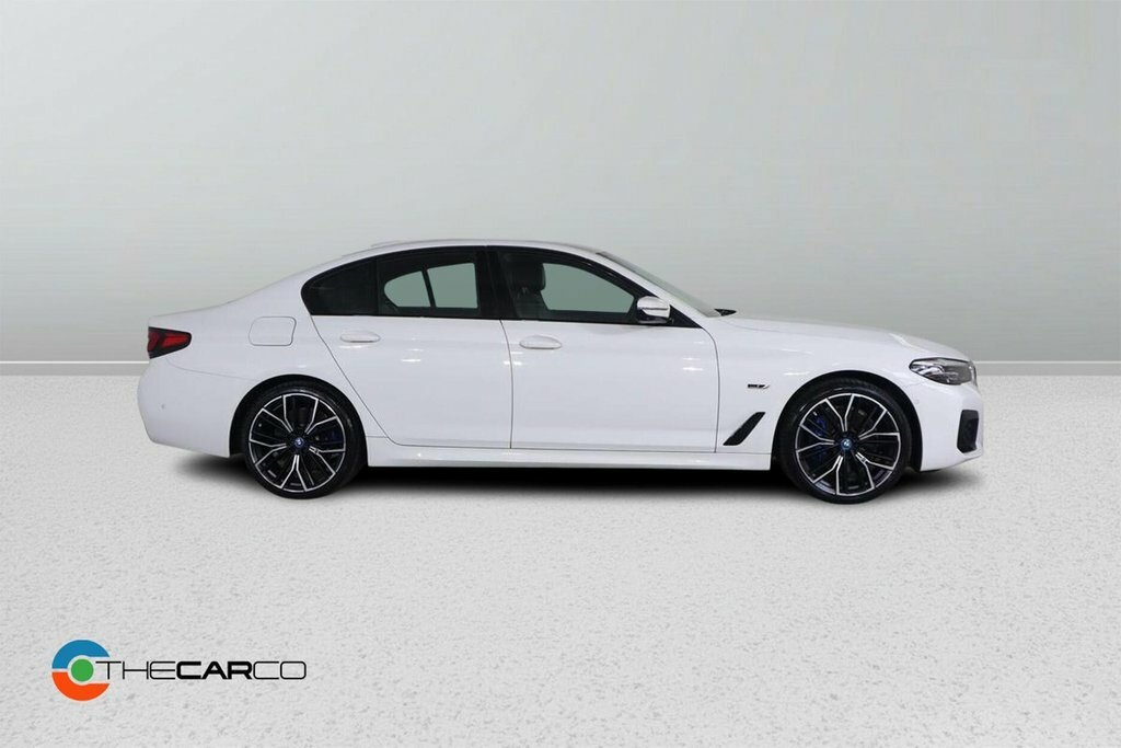 BMW 5 Series 2L M Sport White #6
