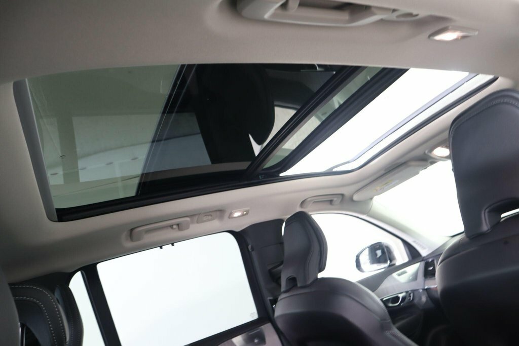 Volvo XC90 2L Ultimate Dark White #5
