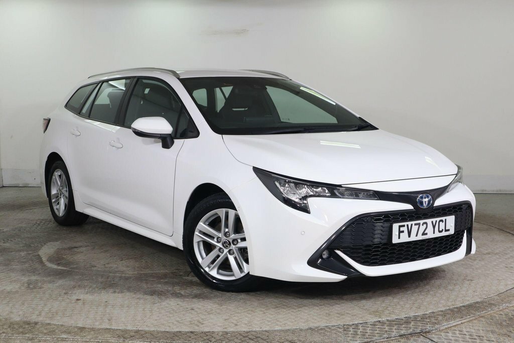 Toyota Corolla 1.8L Icon Tech White