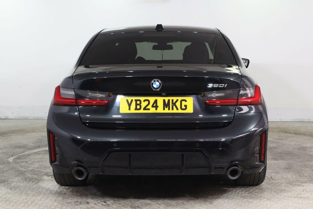 BMW 3 Series 2L M Sport Black #6