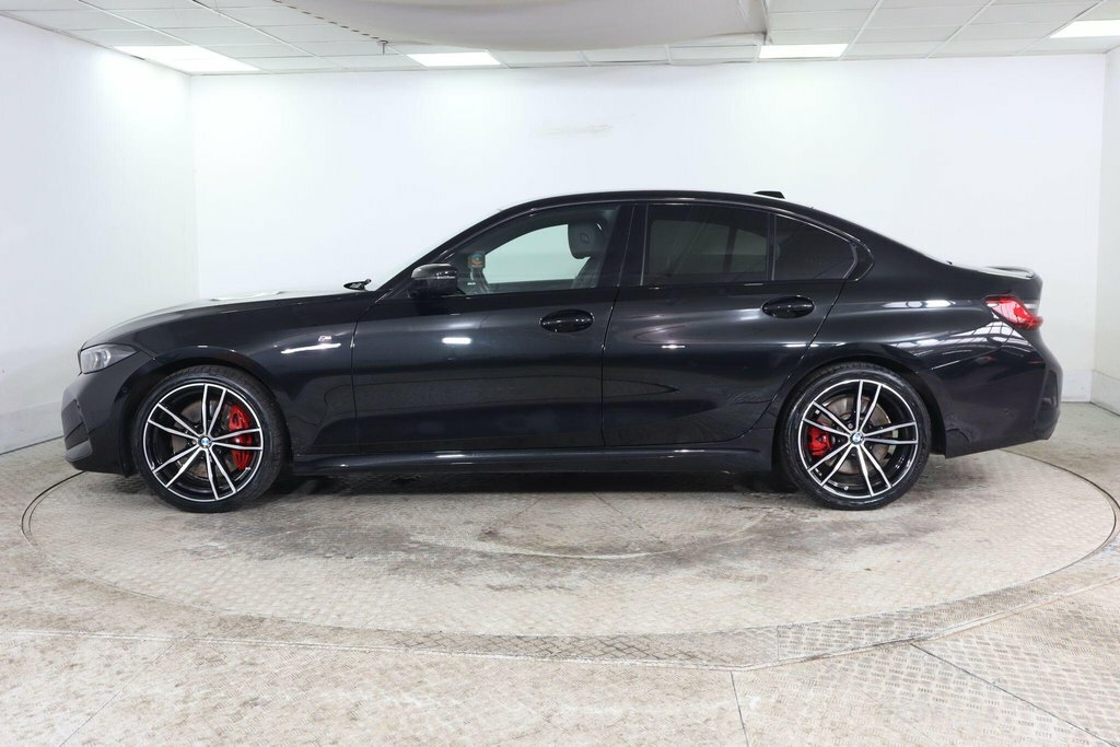 BMW 3 Series 2L M Sport Black #5