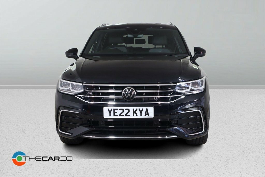Volkswagen Tiguan Allspace 2L R-line Black #3