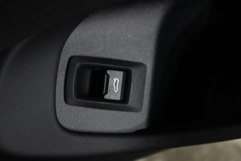 BMW 5 Series 530E M Sport Black #25