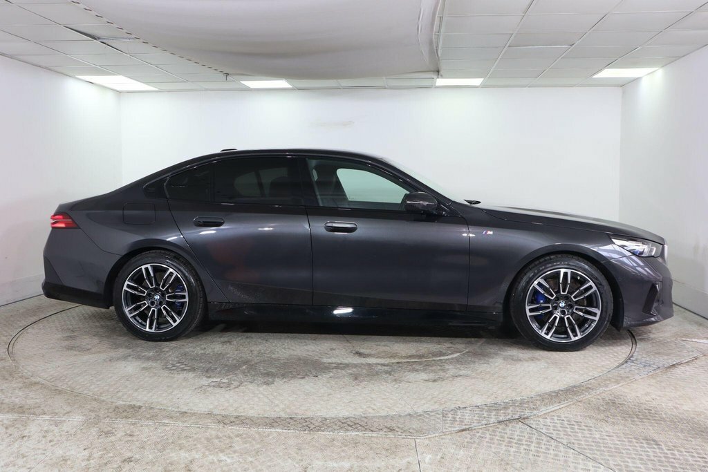 BMW 5 Series 530E M Sport Black #7