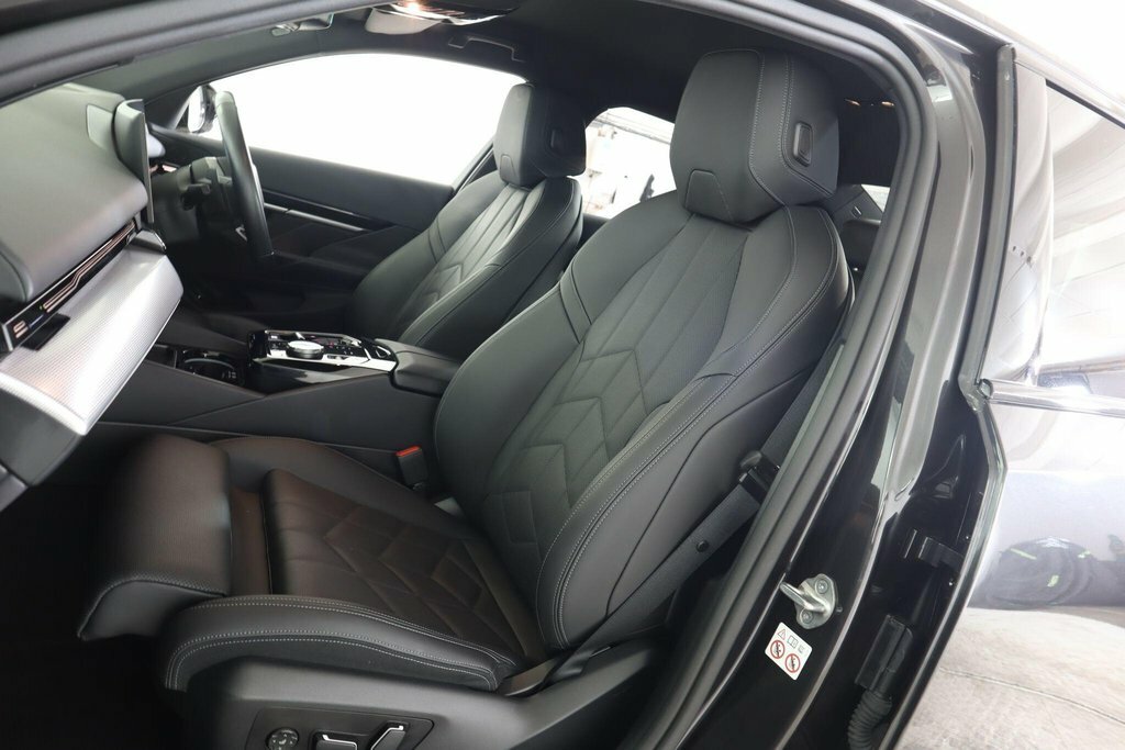 BMW 5 Series 530E M Sport Black #60