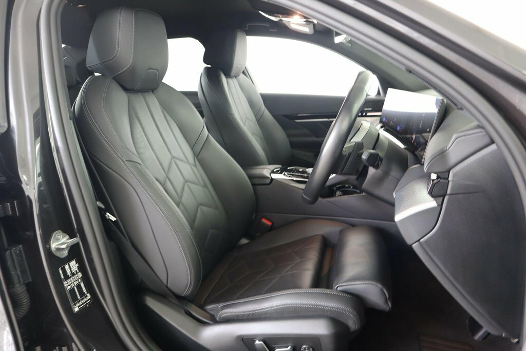 BMW 5 Series 530E M Sport Black #10