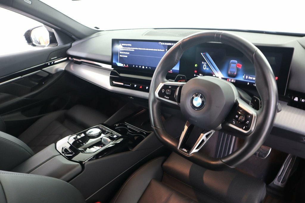 BMW 5 Series 530E M Sport Black #9
